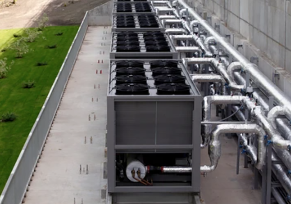 Air cooled chiller